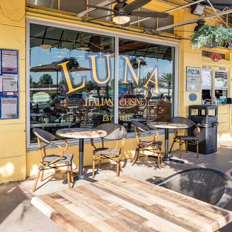 Welcome to Luna Italian Cuisine