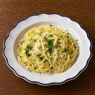 Pasta w/ Garlic & Oil